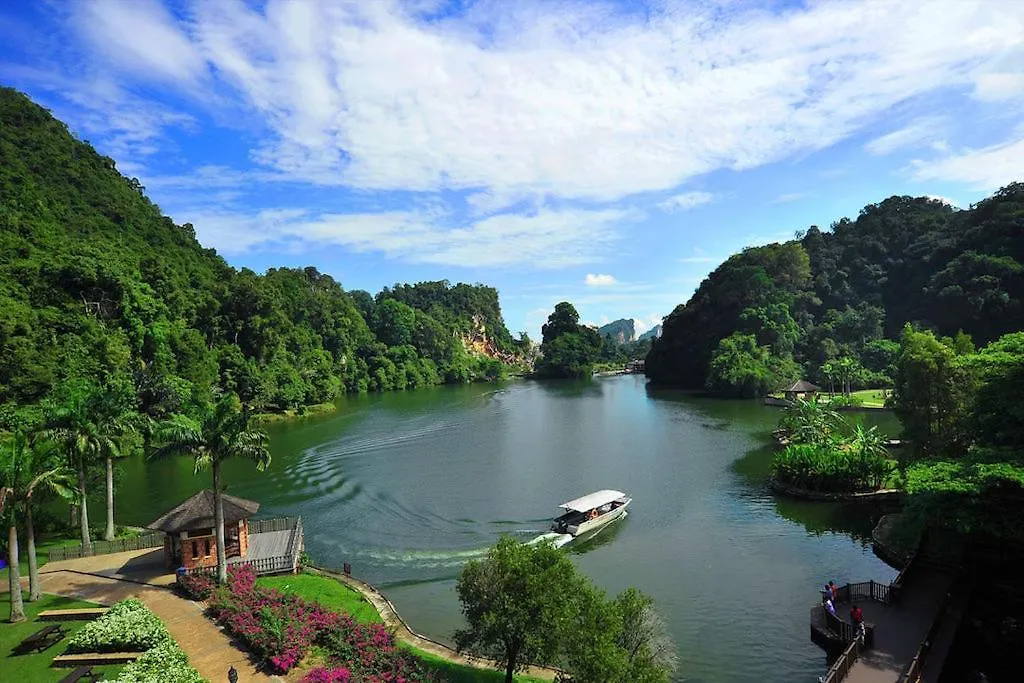 Low Season Promotion! 4B11B Mountainview 16 Pax Ipoh 0*,